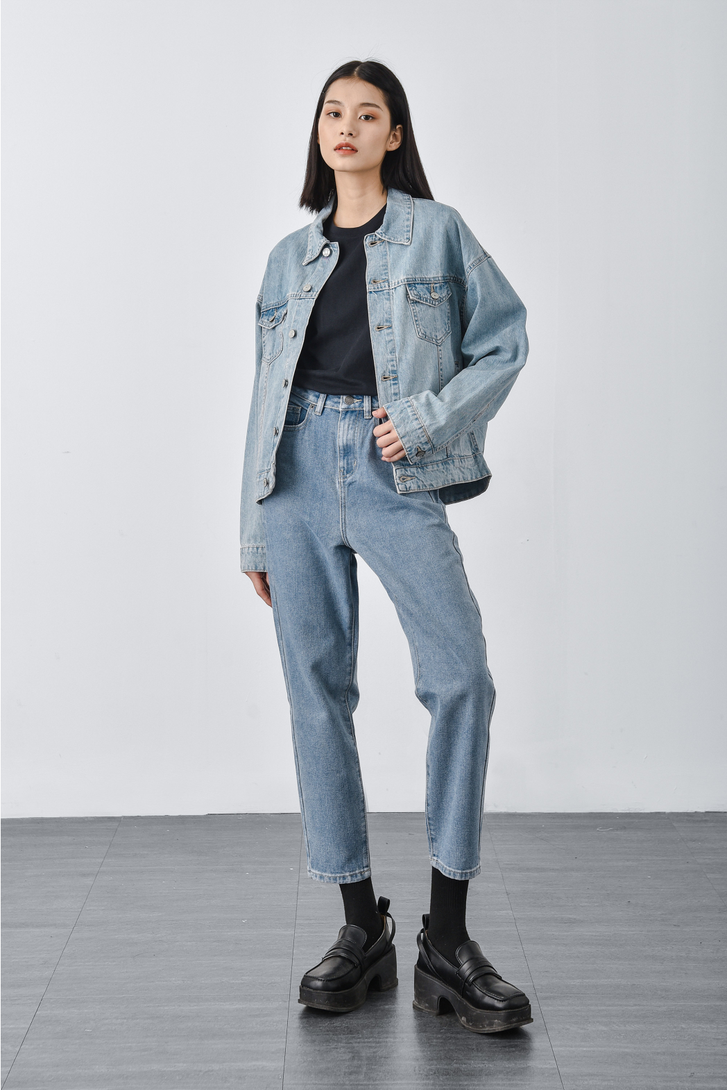 Áo jacket jean nữ loose form – 10F20DJAW007