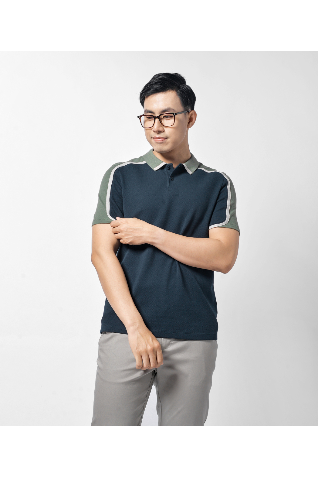 Áo Polo contrast sleeves. FITTED form - 10F20POL009