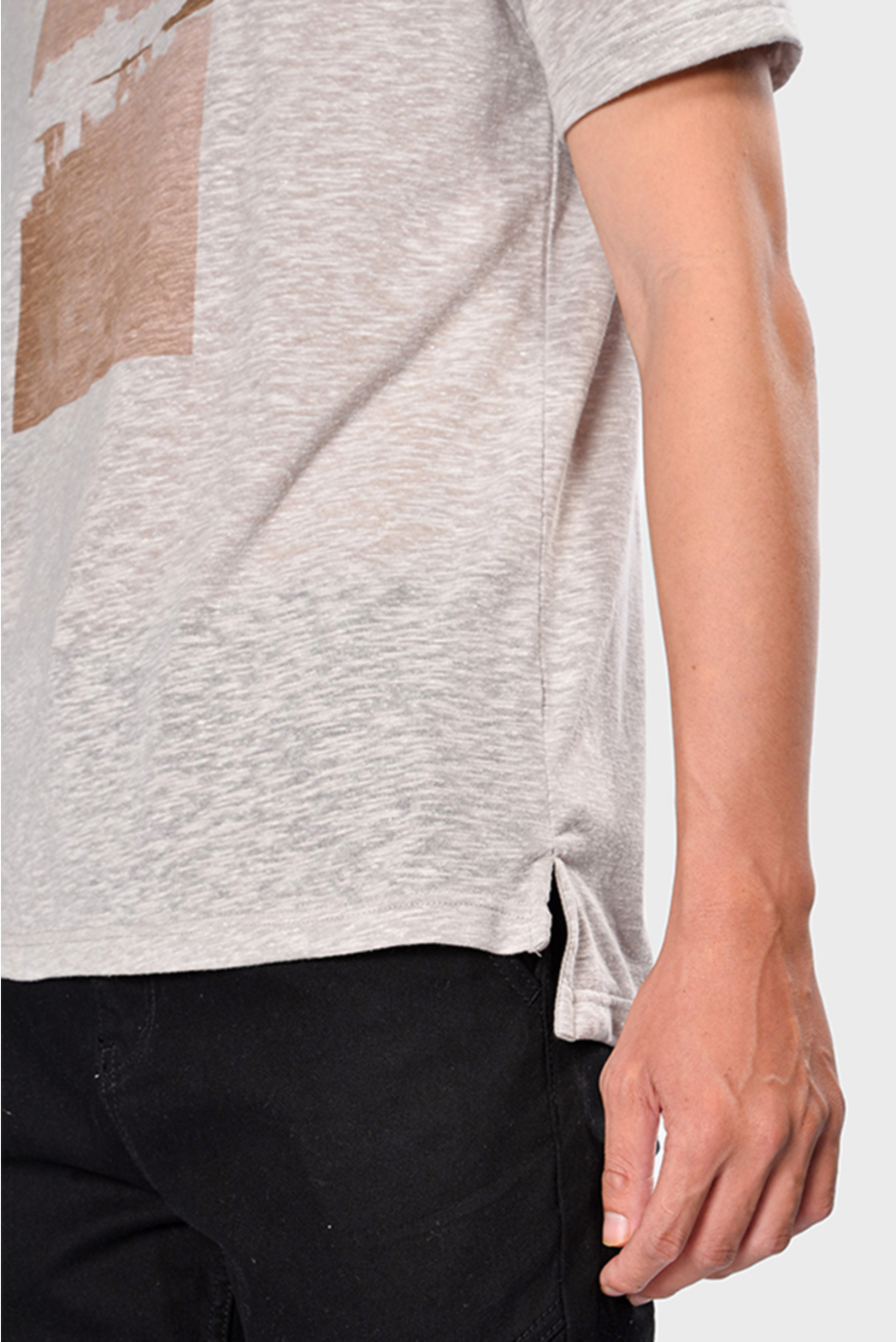 Ash- Xám tro T-shirt Regular in hình TS32-S19. - AT2013281