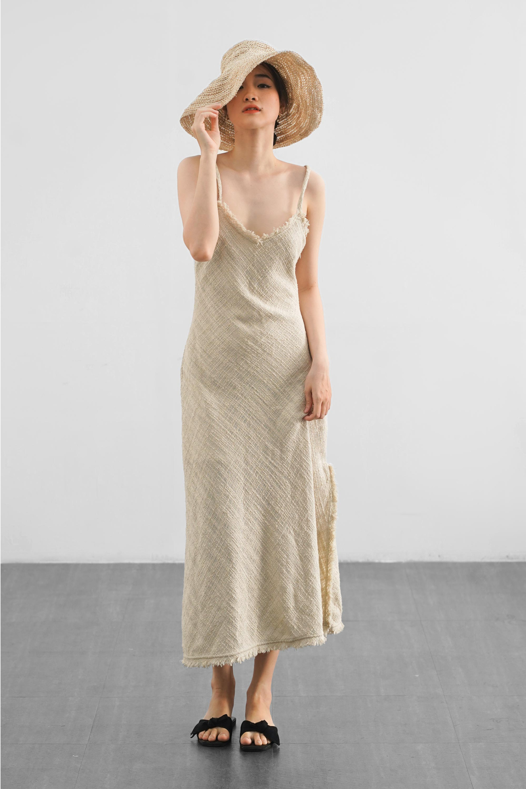 Đầm 2 dây, vải tweed Cotton/poly – 10F20DREW014