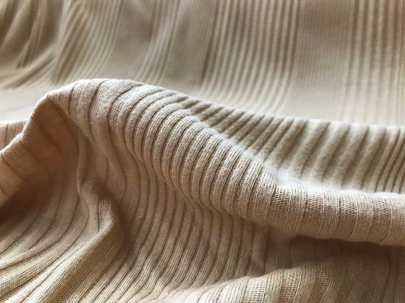 Vải Knit là loại vải được dệt bằng công nghệ dệt kim
