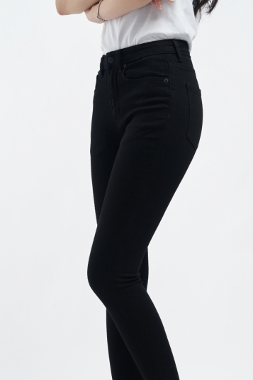 Quần jean đen nữ form skinny